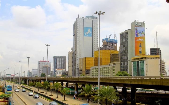 Nigerian big banks race to raise funds by capital hike deadline